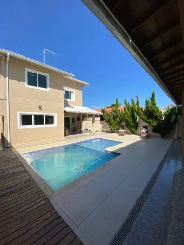 Duplex de Alto Padrão 5 Quartos com Piscina e Clube no Condomínio Elisa Lake & Beach, Mari