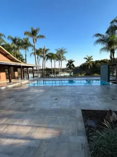 Casas para venda com Piscina e 5 quartos, 2337 m² - Jardim Atlântico