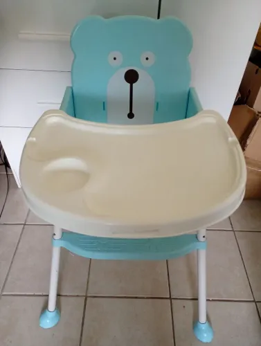 Cadeirinha de alimentação