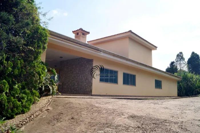Sítio à Venda - 34.923m² de área - 4 suítes - Jundiaí - SP