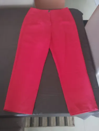 Calça Alfaiataria Pantalona Vermelha
