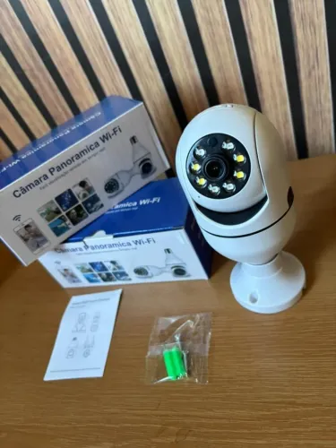 Câmera Lâmpada WiFi 360 Full HD Visão Noturna - NOVO