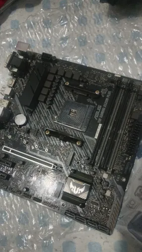 Placa mãe TUF Gaming A520m-plus