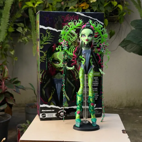 Monster High Vênus Flang Club