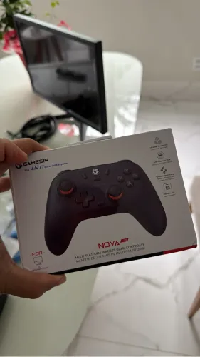 Controle sem fio Gamesir Nova