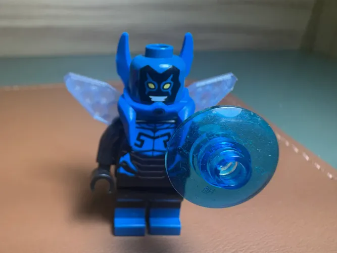 Minifigura LEGO Rara DC Blue Beetle (Besouro Azul) - Set 76054 / sh0278 Original?