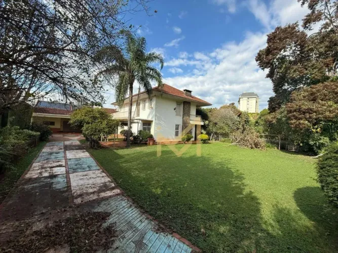 Sobrado para alugar, 350 m² por R$ 10.980,00/mês - Country - Cascavel/PR