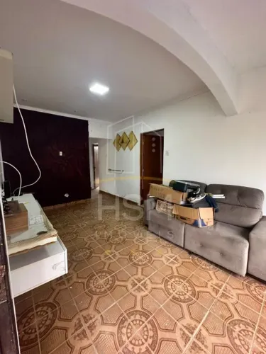 SOBRADO COM EDÍCULA, CHURRASQUEIRA E 2 VAGAS COBERTAS ESPAÇO PARA TODA A FAMÍLIA!