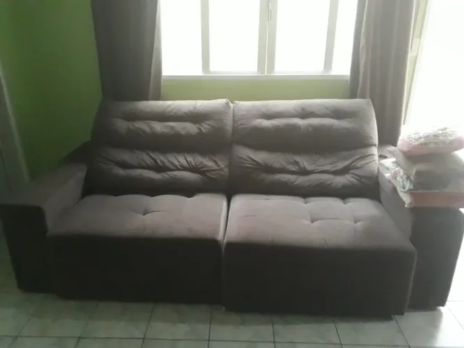 Sofá 4 lugares