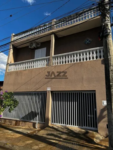 Casa 5 Dormitórios com Terraço e Edícula no Residencial Monte Verde, Indaiatuba
