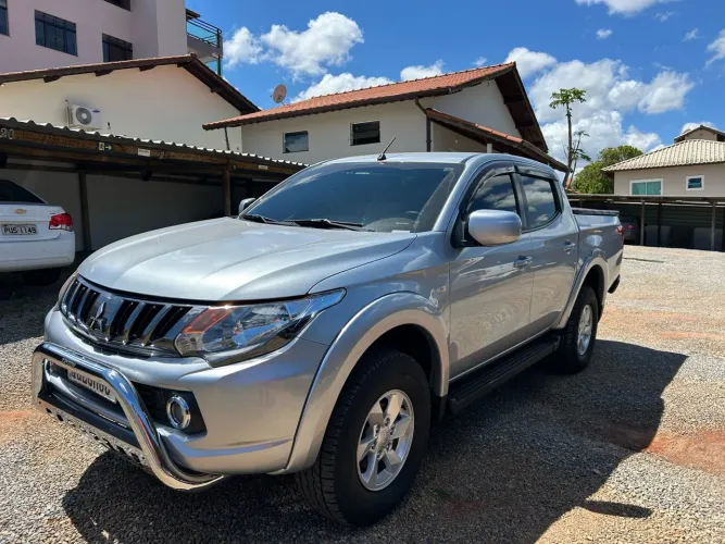 Mitsubishi L200 Triton Sport GLS 2.4 CD Diesel Aut. 2019