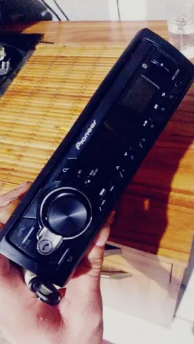Rádio pioneer com Bluetooth e USB