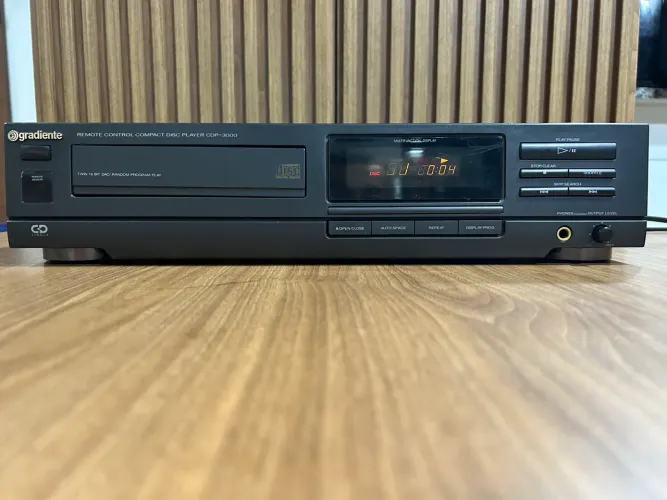 CD Player Gradiente CDP-3000 - Raridade