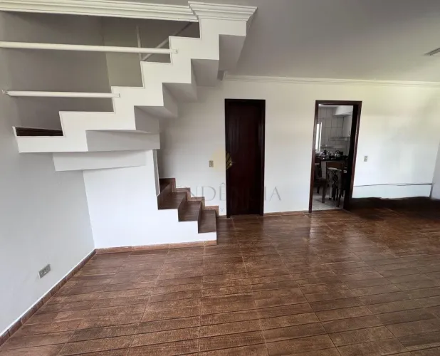 Sobrado em condomínio com 3 quartos para locação, 105 m2, SANTA FELICIDADE, CURITIBA - PR