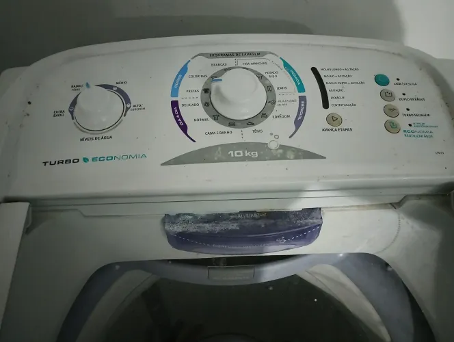 Máquina de lavar roupas Eletrolux 10 kg