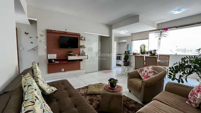 Casa à venda no bairro Santa Efigênia