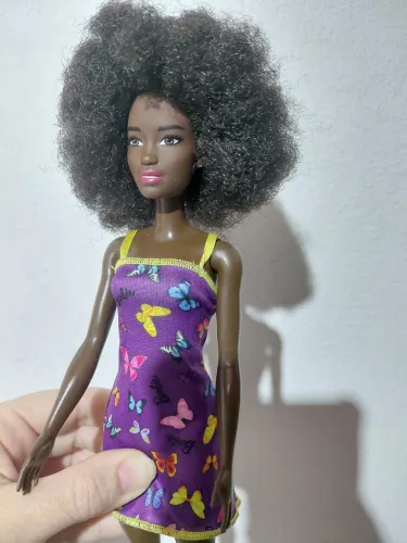 Boneca barbie negra