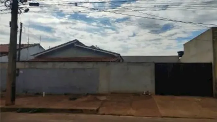 Casa no Jardim Alvorada em Pontes e Lacerda/MT