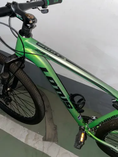 Bicicleta LOTUS aro 29