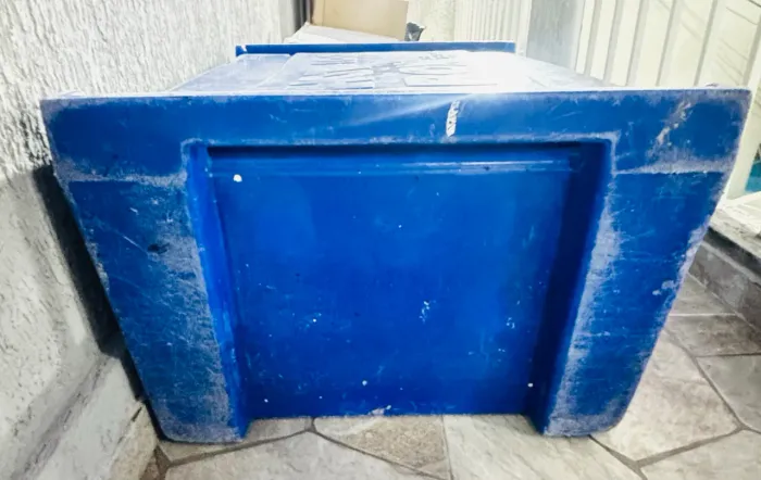 Caixa térmica HotBox 100 litros