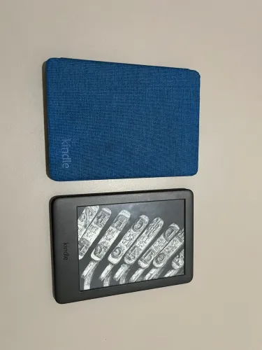 Vendo Kindle 10ª geração