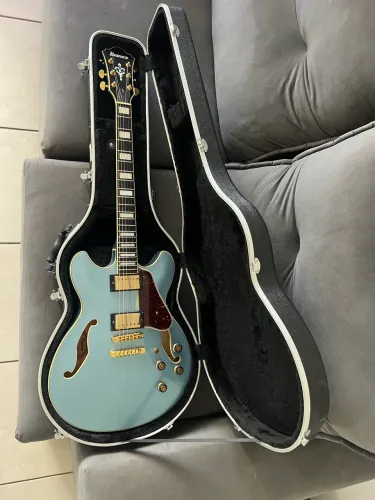 Ibanez semi acústica (Indonésia) 