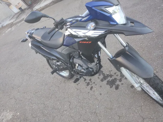 Honda XRE 190 pouco rodada