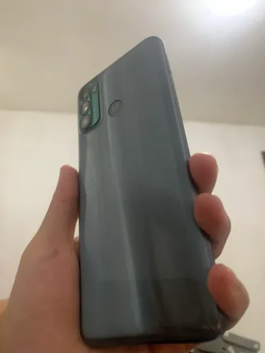 Vendo Moto g60 com defeito na bateria (CELULAR NÃO LIGA)