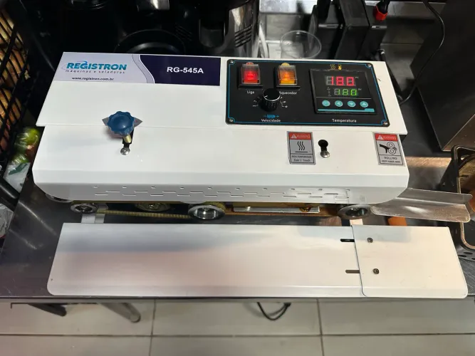 Seladora automática contínua