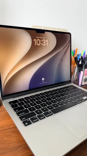 MacBook Air 13 polegadas M3 8GB 256GB - Caixa e acessórios originais - Prateado