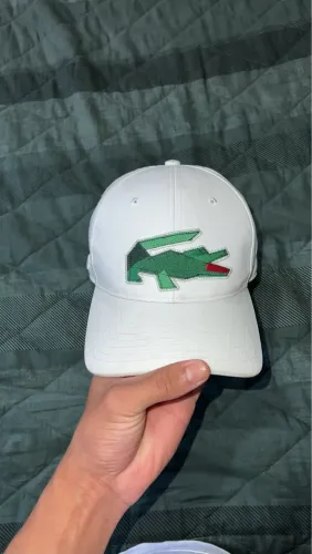 Boné da Lacoste novo 230$ original