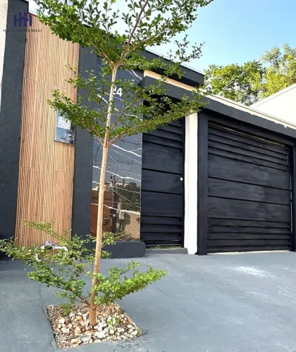 Casa Térrea com Piscina à venda | bairro Jardim Universitário | 135,76m² por R$ 780.000,00