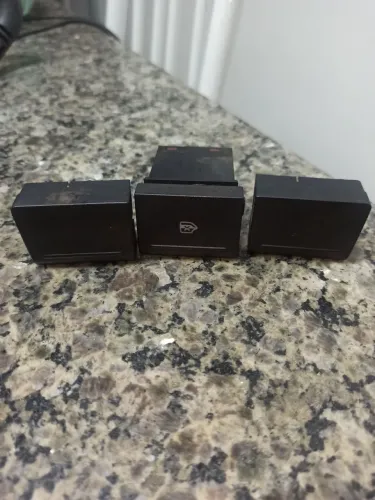 Botão trava vidro elétrico traseiro original VW Gol/Voyage G5/G6 2009/2015