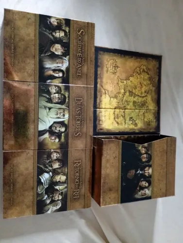 BLU-RAY O SENHOR DOS ANÉIS VERSÃO EXTENDIDA COM 15 DISCOS (EDIÇÃO COM IMÁ)RARA NO MERCADO