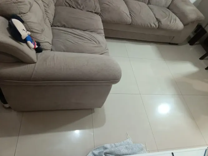 Sofá em L 5 lugares 