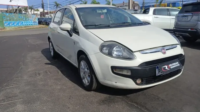 Fiat Punto Attractive 1.4 Fire Flex 8V 5P 2016