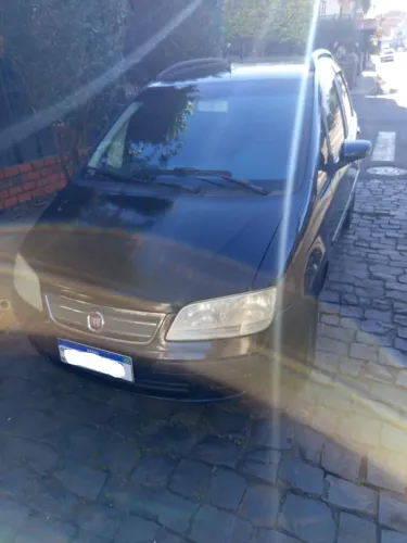 Fiat Idea ELX 1.4 MPI Fire Flex 8V 5P 2010