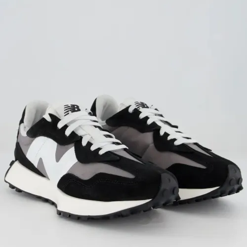 Tênis New Balance 327 V1Preto e Cinza Tamanho 41