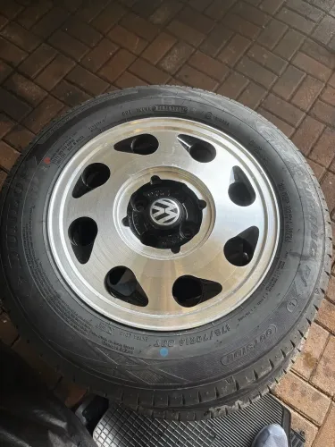 Jogo de roda Original Vw Gota aro 14