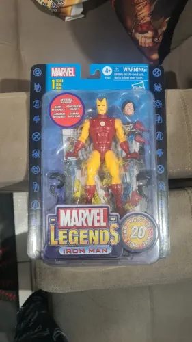 MARVEL LEGENDS HOMEM DE FERRO 20 ANOS