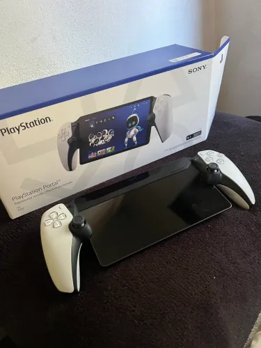 PlayStation Portal Semi Novo - Apenas 2 Utilizações | R$ 1.300