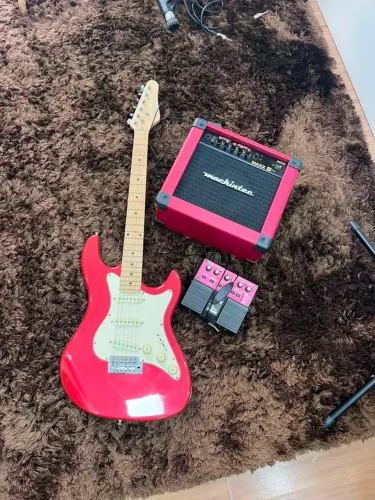 Guitarra + Amplificador + Boss + Cabo