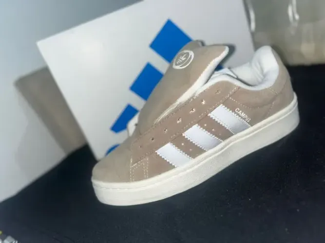 Tenis Adidas - Numeros 35 a 40 Só R$ 200,00