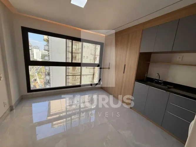 Studio para comprar ou alugar com 20m², em Moema, São Paulo-SP.