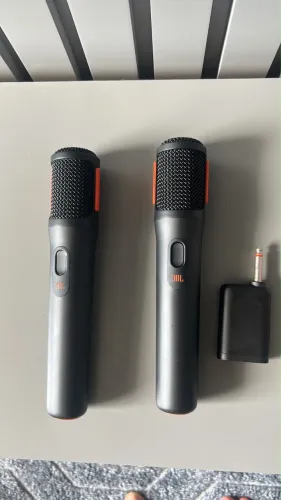VENDO PAR DE MICROFONES JBL