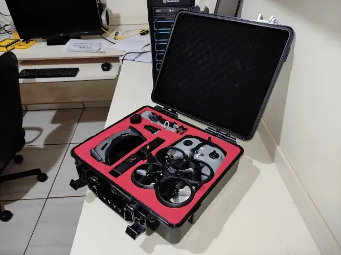 Drone DJI Avata + Óculos Goggles 2 + 2 baterias + Rc Motion 2 + Rc FPV + Maleta - SD Card