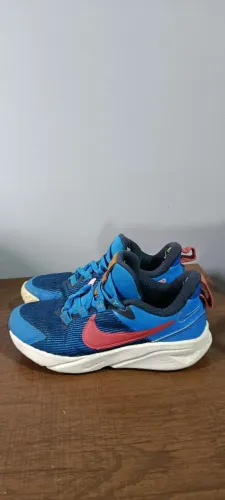 Tênis Nike infantil unissex tamanho 30
