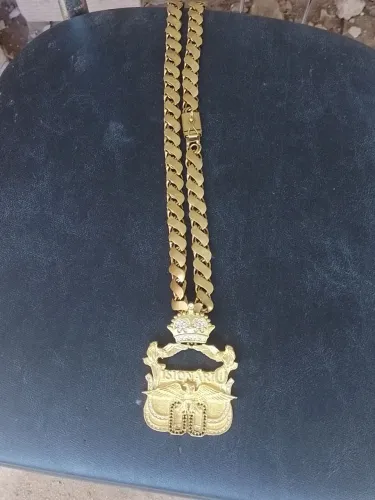 Corrente de moeda antiga