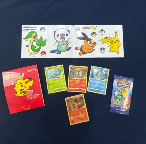 Coleção Pokémon McDonalds 2021 trio Kanto + brilhante