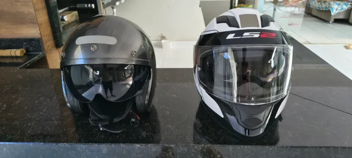 Capacete LS2 toop